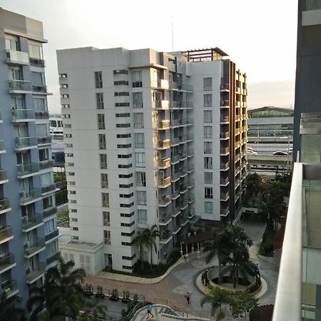 One Palm Tree Villas Manila Luaran gambar